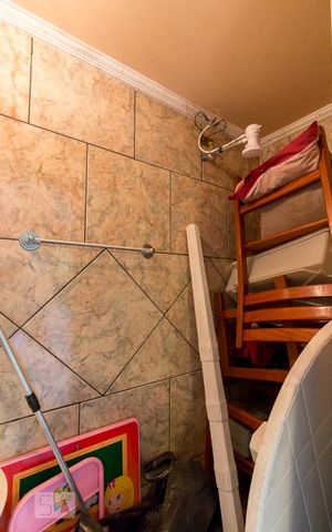 Casa à venda com 250m², 4 quartos e 2 vagasBanheiro de serviço