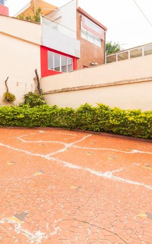 Casa à venda com 100m², 3 quartos e 2 vagasÁrea Externa
