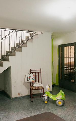Casa para alugar com 330m², 4 quartos e 2 vagas Casa para alugar com 330m², 4 quartos e 2 vagasSala