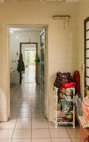 Casa para alugar com 330m², 4 quartos e 2 vagas Casa para alugar com 330m², 4 quartos e 2 vagasÁrea de Serviço