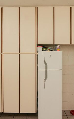 Casa para alugar com 330m², 4 quartos e 2 vagas Casa para alugar com 330m², 4 quartos e 2 vagasCozinha