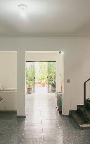 Casa para alugar com 330m², 4 quartos e 2 vagas Casa para alugar com 330m², 4 quartos e 2 vagasSala