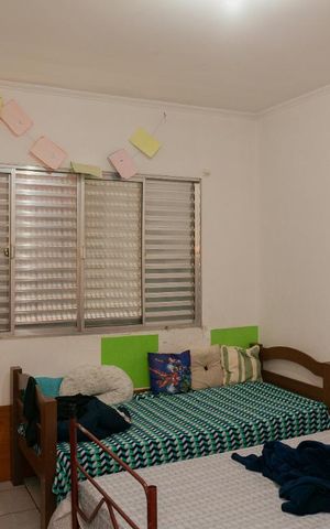 Casa para alugar com 330m², 4 quartos e 2 vagas Casa para alugar com 330m², 4 quartos e 2 vagasQuarto 2