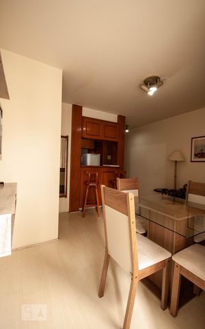Studio para alugar com 38m², 1 quarto e 1 vaga Studio para alugar com 38m², 1 quarto e 1 vagaDetalhe Sala