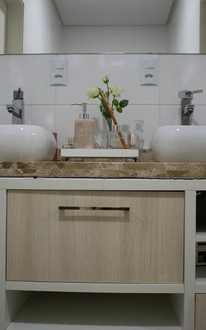Casa de condomínio à venda com 213m², 4 quartos e 4 vagasBanheiro