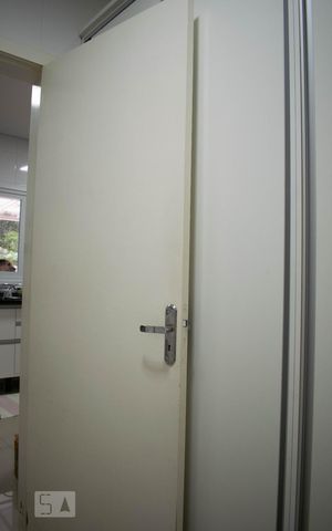 Casa de condomínio à venda com 213m², 4 quartos e 4 vagasÁrea de Serviço