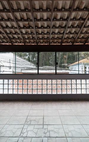 Casa à venda com 150m², 2 quartos e 2 vagas Casa à venda com 150m², 2 quartos e 2 vagasSacada da Suíte