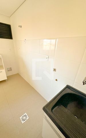 Apartamento para alugar com 78m², 2 quartos e 1 vagaCozinha e Área de Serviço