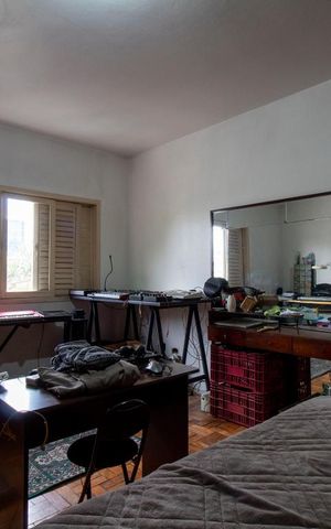 Casa à venda com 196m², 4 quartos e 2 vagasSuíte