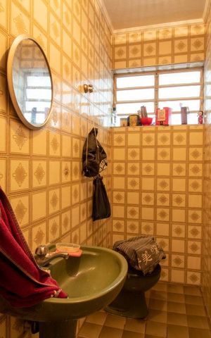 Casa à venda com 196m², 4 quartos e 2 vagasLavabo