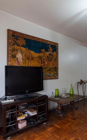 Casa à venda com 196m², 4 quartos e 2 vagasSala
