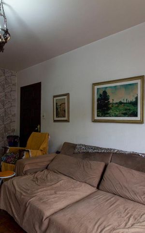 Casa à venda com 196m², 4 quartos e 2 vagasSala