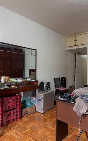 Casa à venda com 196m², 4 quartos e 2 vagasSuíte
