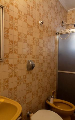 Casa à venda com 196m², 4 quartos e 2 vagasBanheiro da Suíte