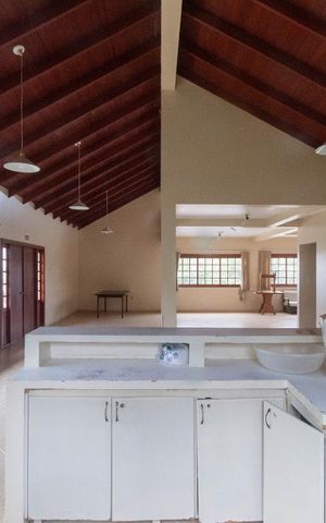 Casa de condomínio à venda com 252m², 4 quartos e 2 vagas Casa de condomínio à venda com 252m², 4 quartos e 2 vagasÁrea comum - Salão de festas