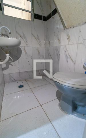 Casa para alugar com 70m², 1 quarto e sem vaga Casa para alugar com 70m², 1 quarto e sem vagaBanheiro