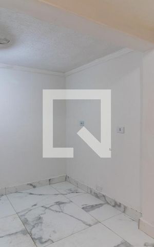 Casa para alugar com 70m², 1 quarto e sem vaga Casa para alugar com 70m², 1 quarto e sem vagaCozinha