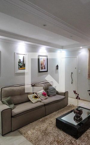 Casa à venda com 257m², 3 quartos e 4 vagas Casa à venda com 257m², 3 quartos e 4 vagasSala