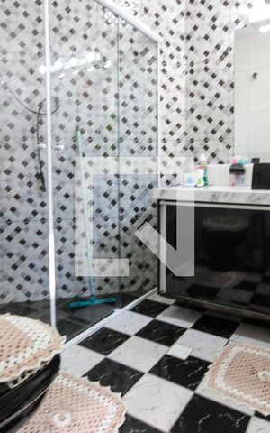Casa à venda com 257m², 3 quartos e 4 vagas Casa à venda com 257m², 3 quartos e 4 vagasBanheiro da Suíte 02