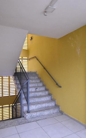 Studio à venda com 33m², 1 quarto e sem vagaÁrea comum - escadas