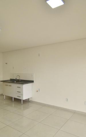 Studio à venda com 33m², 1 quarto e sem vagaSala - cozinha