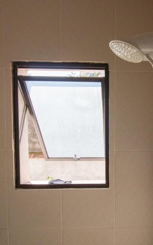 Casa à venda com 273m², 4 quartos e 2 vagasBanheiro 2 