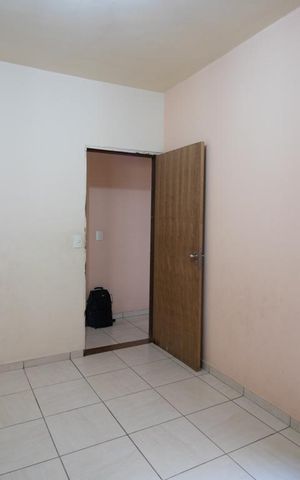 Casa à venda com 273m², 4 quartos e 2 vagasQuarto 2