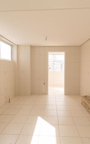 Apartamento à venda com 260m², 4 quartos e 1 vaga Apartamento à venda com 260m², 4 quartos e 1 vagaCozinha