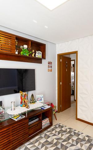 Apartamento à venda com 200m², 3 quartos e 2 vagas Apartamento à venda com 200m², 3 quartos e 2 vagasSala