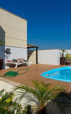 Apartamento à venda com 200m², 3 quartos e 2 vagas Apartamento à venda com 200m², 3 quartos e 2 vagasCobertura