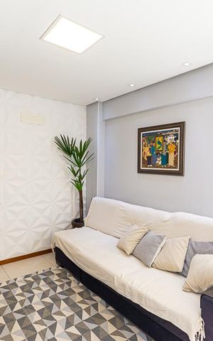 Apartamento à venda com 200m², 3 quartos e 2 vagas Apartamento à venda com 200m², 3 quartos e 2 vagasSala