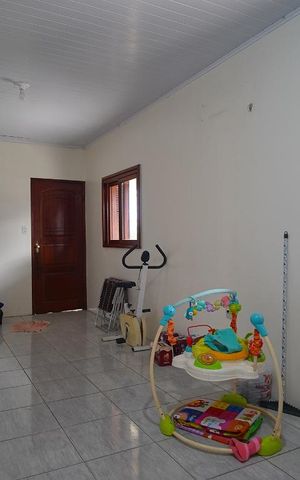 Casa à venda com 140m², 4 quartos e 4 vagasSala