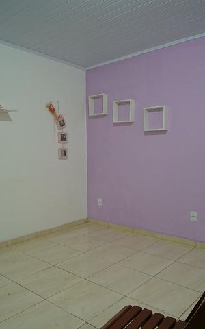 Casa à venda com 140m², 4 quartos e 4 vagasSuite