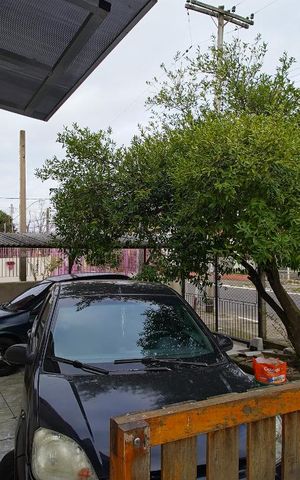 Casa à venda com 140m², 4 quartos e 4 vagasPátio