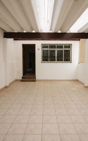 Casa à venda com 131m², 3 quartos e 2 vagasGaragem