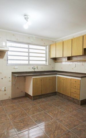 Casa à venda com 131m², 3 quartos e 2 vagasCozinha