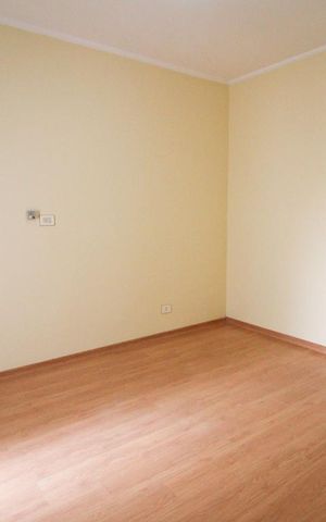Casa à venda com 131m², 3 quartos e 2 vagasQuarto