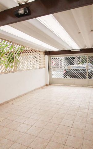 Casa à venda com 131m², 3 quartos e 2 vagasGaragem
