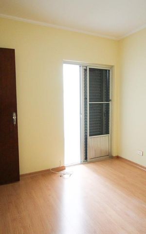 Casa à venda com 131m², 3 quartos e 2 vagasQuarto