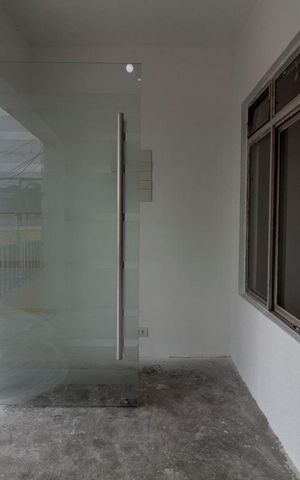 Casa à venda com 250m², 3 quartos e 2 vagasTerraço'