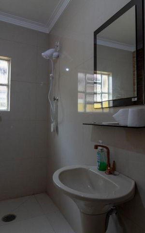 Casa à venda com 250m², 3 quartos e 2 vagasBanheiro