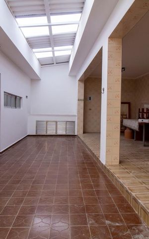 Casa à venda com 250m², 3 quartos e 2 vagasQuintal