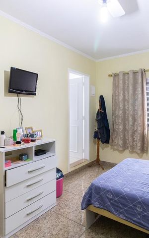 Casa à venda com 180m², 2 quartos e 2 vagasSuíte 1