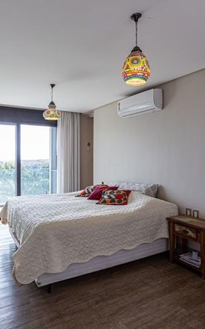 Casa de condomínio à venda com 500m², 4 quartos e 6 vagas Casa de condomínio à venda com 500m², 4 quartos e 6 vagasQuarto 1