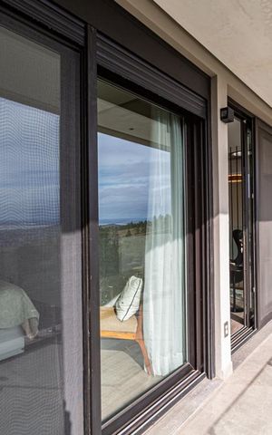 Casa de condomínio à venda com 500m², 4 quartos e 6 vagas Casa de condomínio à venda com 500m², 4 quartos e 6 vagasVaranda do Quarto