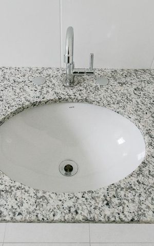 Casa de condomínio para alugar com 40m², 1 quarto e sem vagaBanheiro