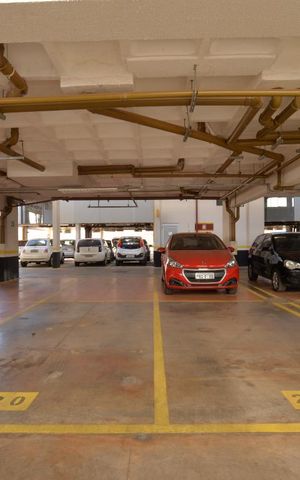 Apartamento à venda com 28m², 1 quarto e 1 vaga:Garagem