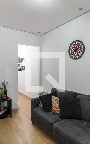 Apartamento à venda com 55m², 2 quartos e sem vaga Apartamento à venda com 55m², 2 quartos e sem vagaSala