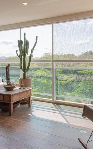 Apartamento para alugar com 156m², 3 quartos e 2 vagas Apartamento para alugar com 156m², 3 quartos e 2 vagasVaranda