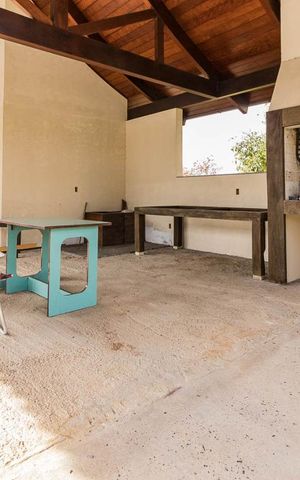 Casa de condomínio à venda com 650m², 3 quartos e 5 vagas Casa de condomínio à venda com 650m², 3 quartos e 5 vagasChurrasqueira